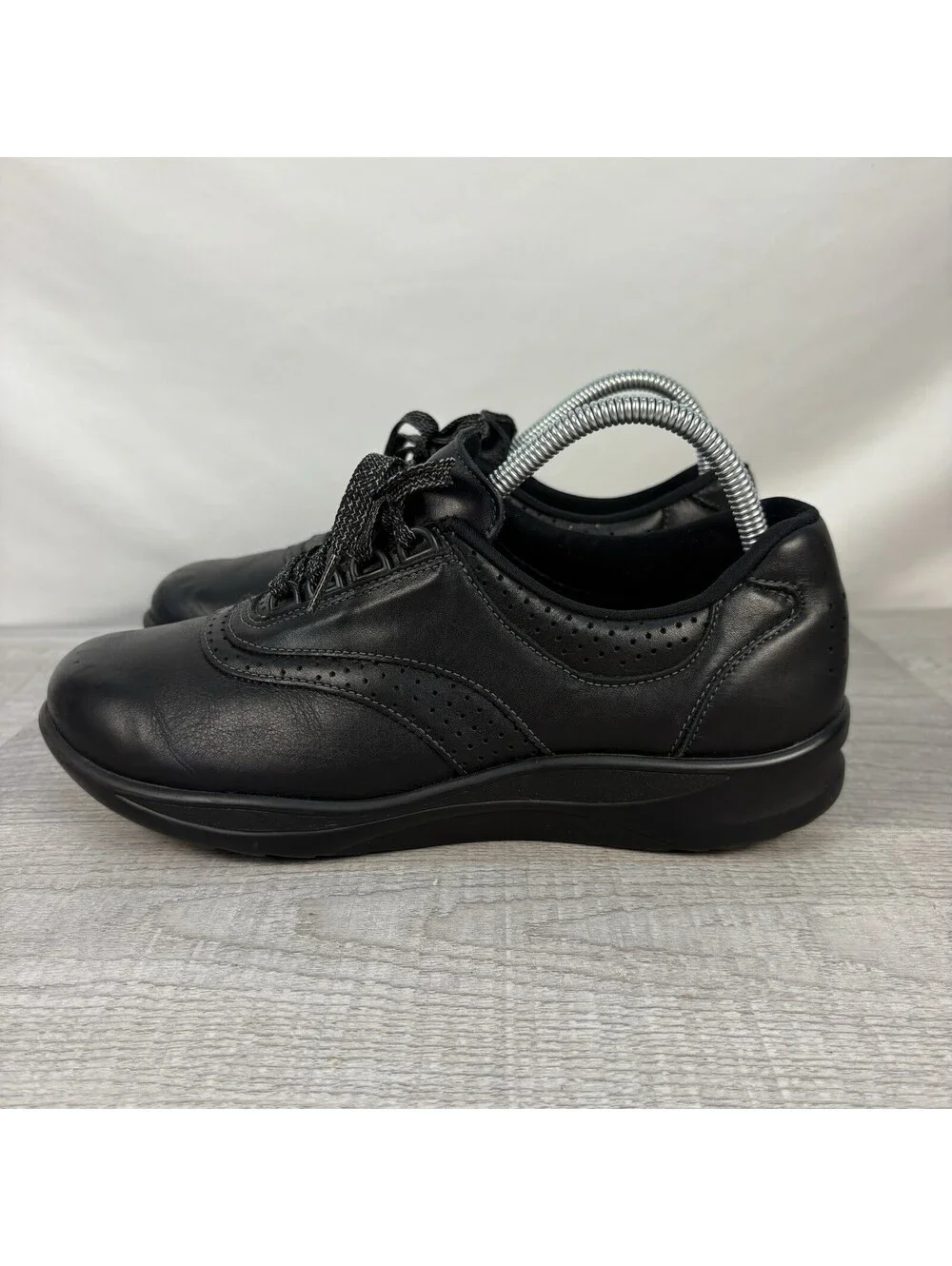 SAS Free Time Women's Black Leather Comfort Walking Shoes 9 M